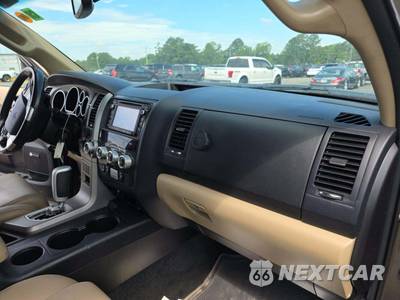 2014 Toyota Sequoia Limited - zdjęcie 19 z 20 - miniatura