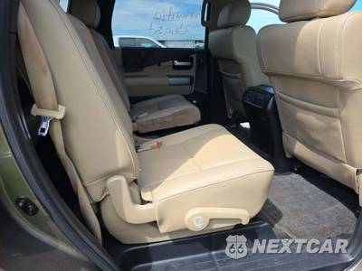 2014 Toyota Sequoia Limited - zdjęcie 16 z 20 - miniatura
