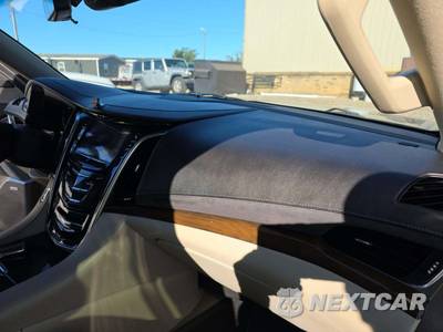 2018 Cadillac Escalade Luxury 1SB - zdjęcie 20 z 28 - miniatura