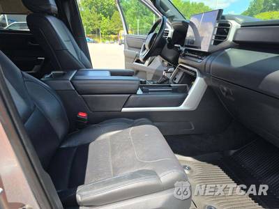 2022 Toyota Tundra Platinum Crew Cab Short Bed - zdjęcie 18 z 29 - miniatura