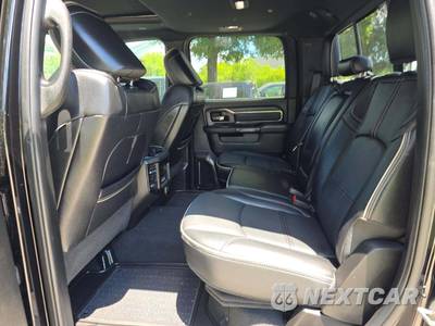 2024 Ram 3500 Limited Crew Cab Long Bed DRW - zdjęcie 13 z 20 - miniatura