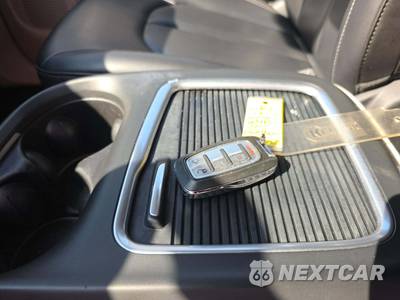 2023 Chrysler Pacifica Touring L 121.6" WB - zdjęcie 8 z 22 - miniatura