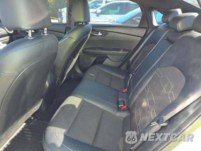 2024 Kia Forte GT-Line - zdjęcie 13 z 24 - miniatura