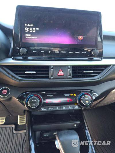 2024 Kia Forte GT-Line - zdjęcie 10 z 24 - miniatura