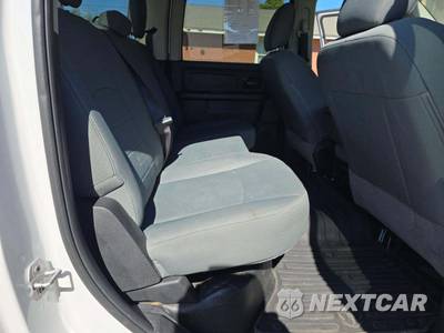 2018 Ram 3500 Tradesman Crew Cab Long Bed DRW - zdjęcie 16 z 30 - miniatura