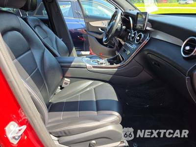 2019 Mercedes-Benz GLC 300 4MATIC - zdjęcie 18 z 26 - miniatura