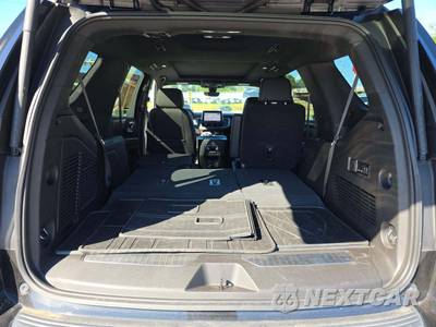 2021 Chevrolet Tahoe High Country 3LZ - zdjęcie 15 z 23 - miniatura
