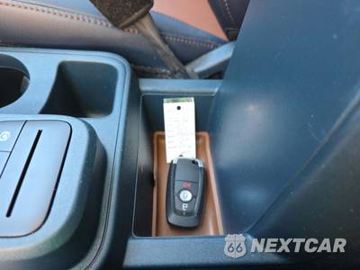2023 Ford Maverick Hybrid Lariat Crew Cab Short Bed - zdjęcie 8 z 20 - miniatura