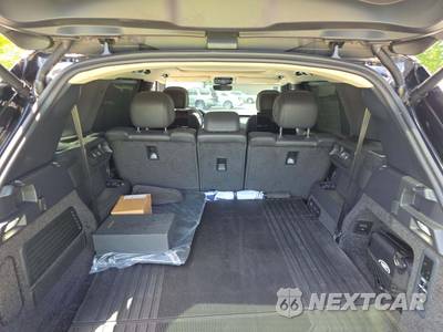 2025 Land Rover Range Rover SE LWB w/7-Passenger Seating - zdjęcie 15 z 21 - miniatura