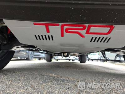 2025 Toyota Tundra Platinum Crew Cab Short Bed - zdjęcie 20 z 20 - miniatura