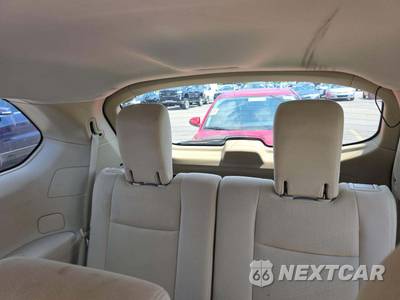 2016 Nissan Pathfinder S - zdjęcie 14 z 21 - miniatura