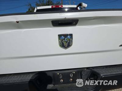 2015 Ram 3500 Tradesman Crew Cab Medium Bed - zdjęcie 28 z 33 - miniatura