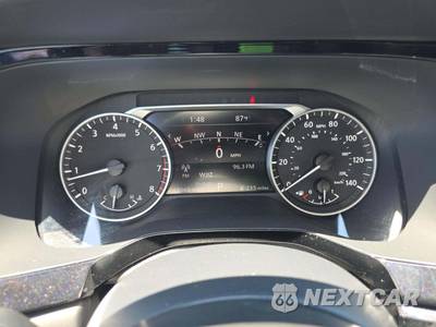 2024 Nissan Pathfinder SL - zdjęcie 9 z 21 - miniatura
