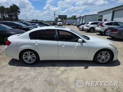2013 INFINITI Journey - zdjęcie 4 z 22 - miniatura
