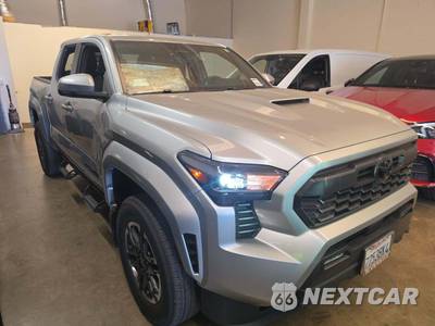 2026 Toyota Tacoma TRD Sport Crew Cab Medium Bed - zdjęcie 4 z 25 - miniatura
