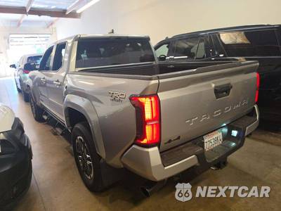 2026 Toyota Tacoma TRD Sport Crew Cab Medium Bed - zdjęcie 2 z 25 - miniatura
