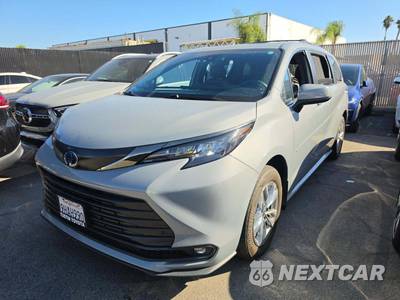 2023 Toyota Sienna Woodland Edition 7-Passenger 120.5" WB