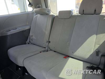 2020 Toyota Sienna L 7-Passenger 119.3" WB - zdjęcie 11 z 33 - miniatura