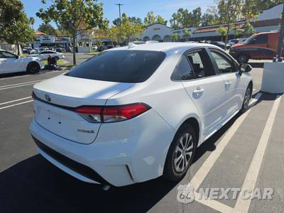 2022 Toyota Corolla Hybrid LE Sedan - zdjęcie 3 z 31 - miniatura