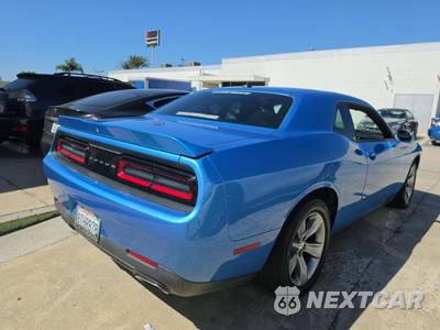 2019 Dodge Challenger SXT - zdjęcie 3 z 26 - miniatura