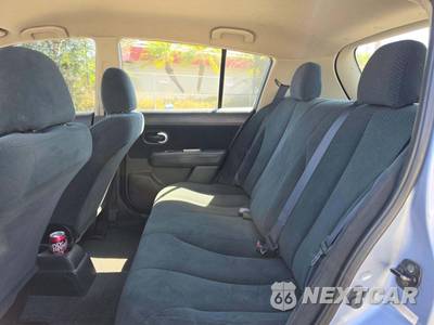 2012 Nissan Versa 1.8 S Hatchback - zdjęcie 10 z 21 - miniatura