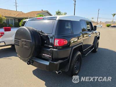 2008 Toyota FJ Cruiser w/Rear Doors - zdjęcie 3 z 34 - miniatura