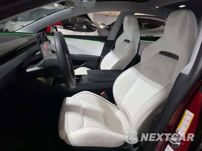 2025 Tesla Model 3 Performance - zdjęcie 6 z 23 - miniatura