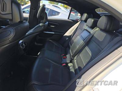 2023 Mercedes-Benz C 300 4MATIC Sedan - zdjęcie 13 z 25 - miniatura