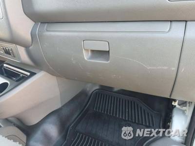 2018 Nissan NV2500 HD Cargo SV Standard Roof 146.1" WB - zdjęcie 18 z 27 - miniatura