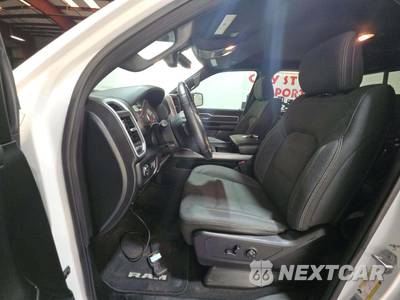 2020 Ram 1500 Big Horn Extended Cab Medium Bed - zdjęcie 6 z 28 - miniatura