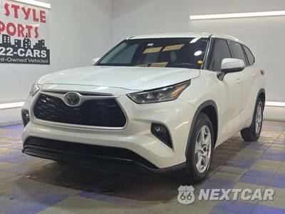2020 Toyota Highlander LE - zdjęcie 1 z 31 - miniatura