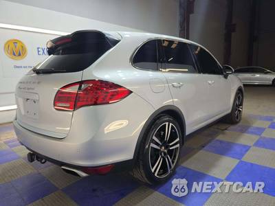 2012 Porsche Cayenne S Hybrid - zdjęcie 3 z 31 - miniatura