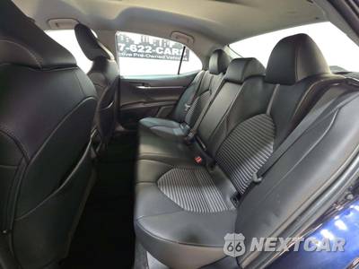 2022 Toyota Camry SE - zdjęcie 13 z 30 - miniatura