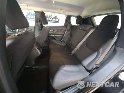 2020 Jeep Cherokee Latitude - zdjęcie 13 z 27 - miniatura