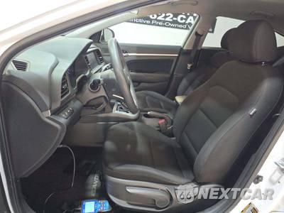 2020 Hyundai Elantra SEL Sedan - zdjęcie 6 z 29 - miniatura