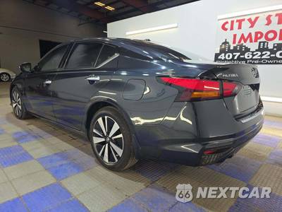 2021 Nissan Altima SL - zdjęcie 2 z 31 - miniatura