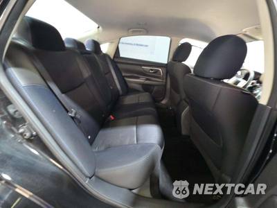 2016 Nissan Altima 2.5 SR - zdjęcie 16 z 26 - miniatura