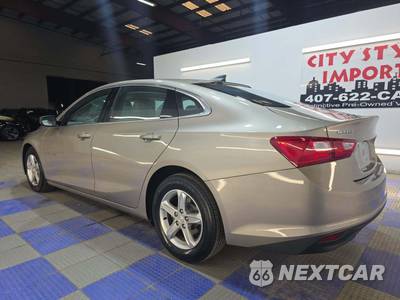 2022 Chevrolet Malibu LS 1LS - zdjęcie 2 z 31 - miniatura