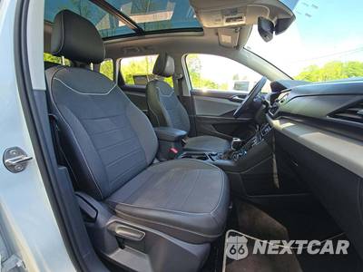 2023 Volkswagen Taos SE - zdjęcie 18 z 21 - miniatura