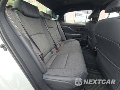 2024 Toyota Crown XLE - zdjęcie 16 z 21 - miniatura