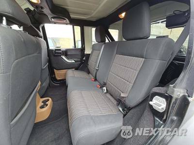 2012 Jeep Wrangler Unlimited Rubicon - zdjęcie 13 z 24 - miniatura