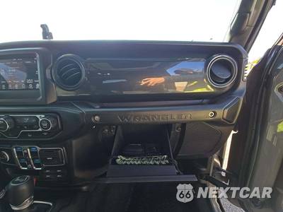 2021 Jeep Wrangler Unlimited Sport Altitude Edition - zdjęcie 19 z 24 - miniatura