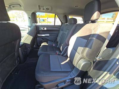 2023 Ford Explorer XLT - zdjęcie 13 z 22 - miniatura