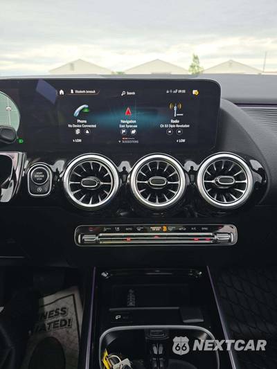 2023 Mercedes-Benz GLA 250 4MATIC - zdjęcie 10 z 21 - miniatura