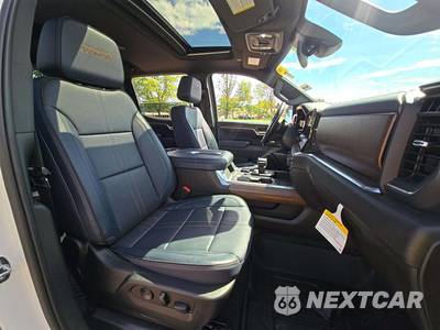 2022 Chevrolet Silverado 1500 High Country Crew Cab Short Bed 3LZ - zdjęcie 17 z 21 - miniatura