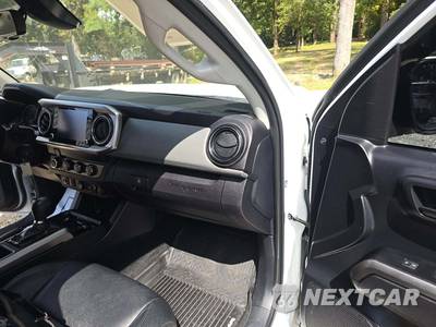 2020 Toyota Tacoma SR5 Crew Cab Medium Bed - zdjęcie 19 z 22 - miniatura