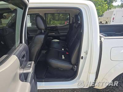 2020 Toyota Tacoma SR5 Crew Cab Medium Bed - zdjęcie 13 z 22 - miniatura
