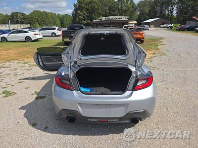 2025 Toyota GR86 Premium - zdjęcie 14 z 21 - miniatura