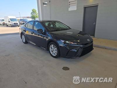 2026 Toyota Camry LE - zdjęcie 4 z 21 - miniatura