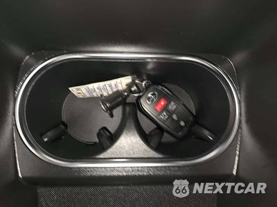 2023 Toyota bZ4X Limited - zdjęcie 8 z 20 - miniatura